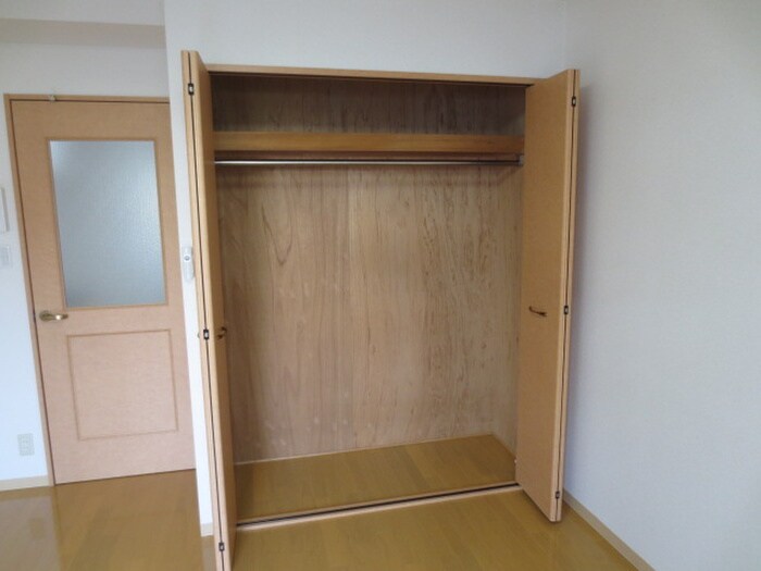 物件内観写真10　(収納)