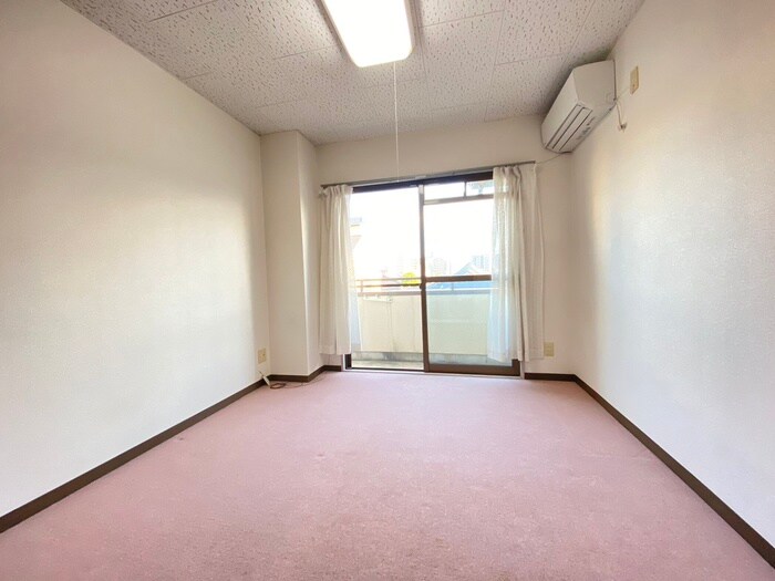 物件内観写真7　(居室)