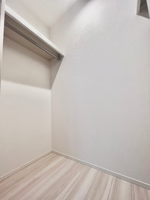 物件内観写真22　(収納)