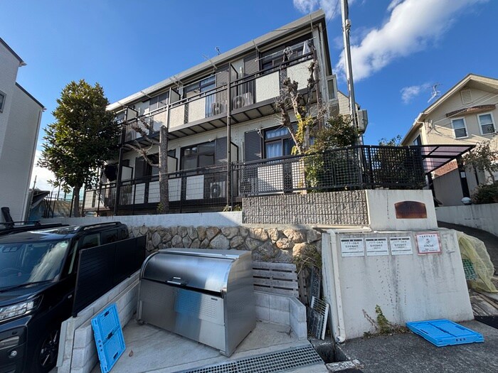 物件外観写真1　(外観写真)