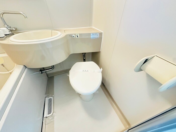 物件内観写真14　(トイレ)