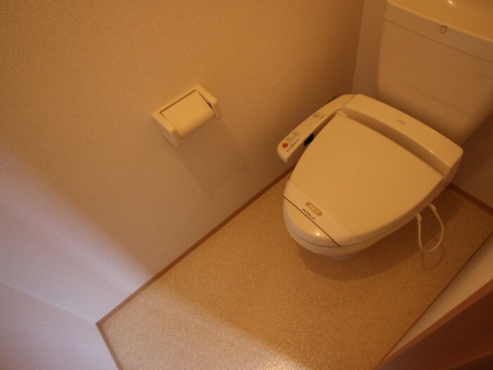 物件内観写真13　(トイレ)