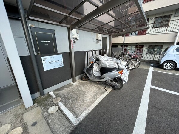 駐輪場