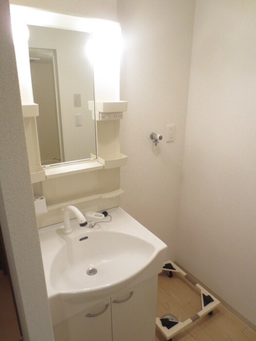 物件内観写真11　(洗面)