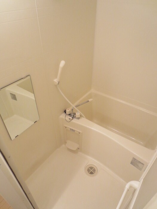 物件内観写真12　(バス／シャワールーム等)