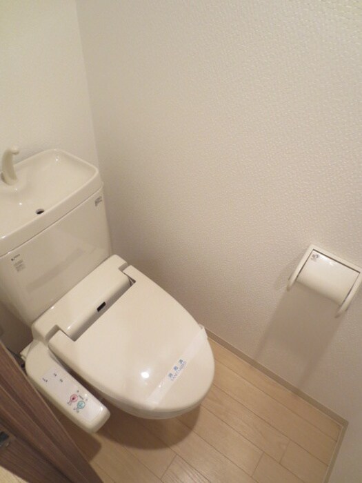 物件内観写真13　(トイレ)