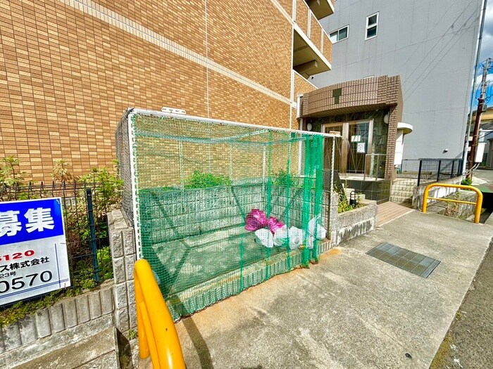 物件外観写真6　(建物設備)