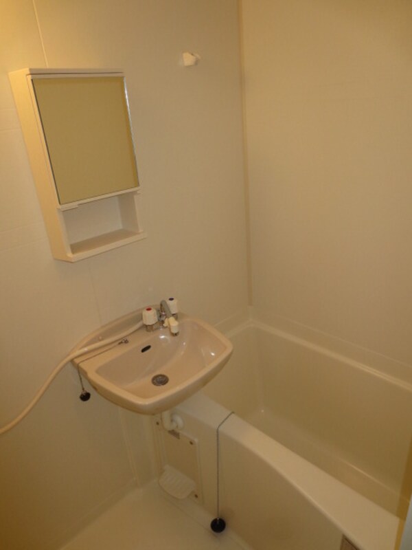 バス／シャワールーム等