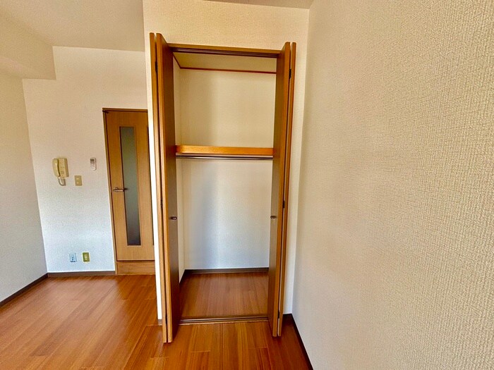 物件内観写真18　(収納)