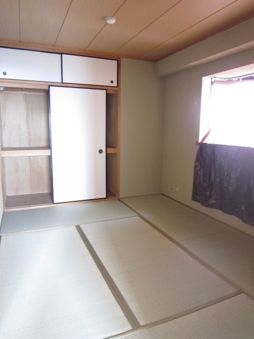 物件内観写真8　(居室)