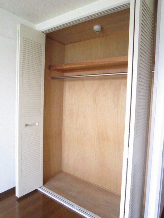 物件内観写真15　(収納)