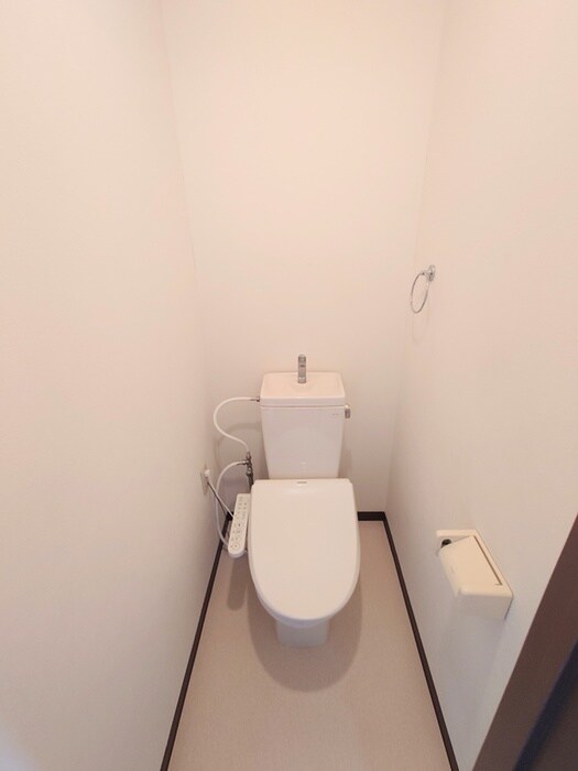 物件内観写真11　(トイレ)