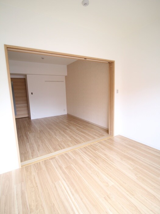 物件内観写真12　(居室)