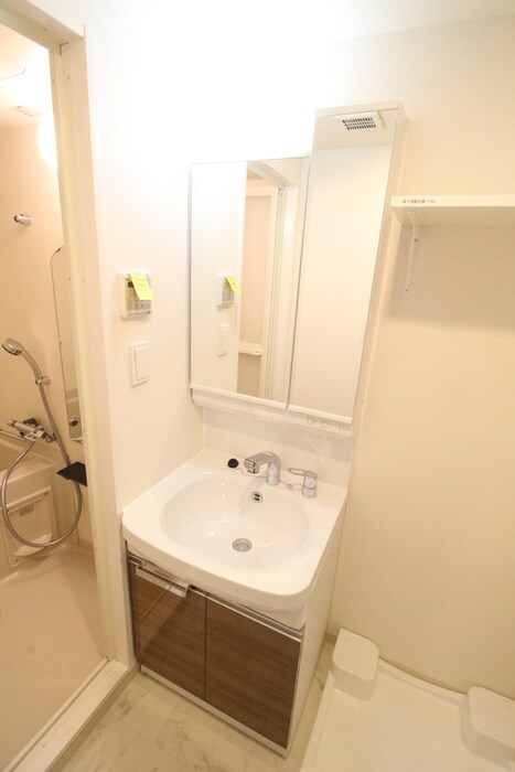 物件内観写真11　(洗面)