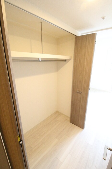 物件内観写真13　(収納)