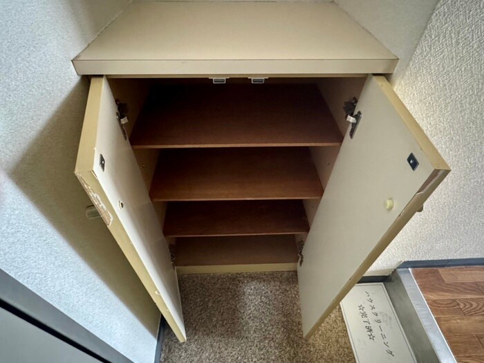 物件内観写真16　(靴箱)