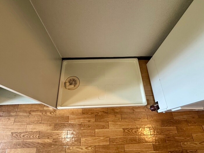 物件内観写真17　(洗濯機置場)