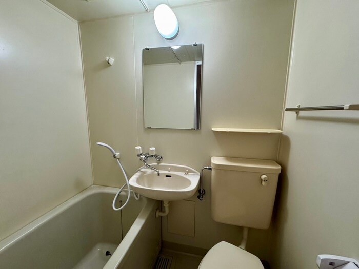 物件内観写真18　(洗面)