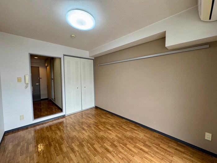 物件内観写真22　(居室)