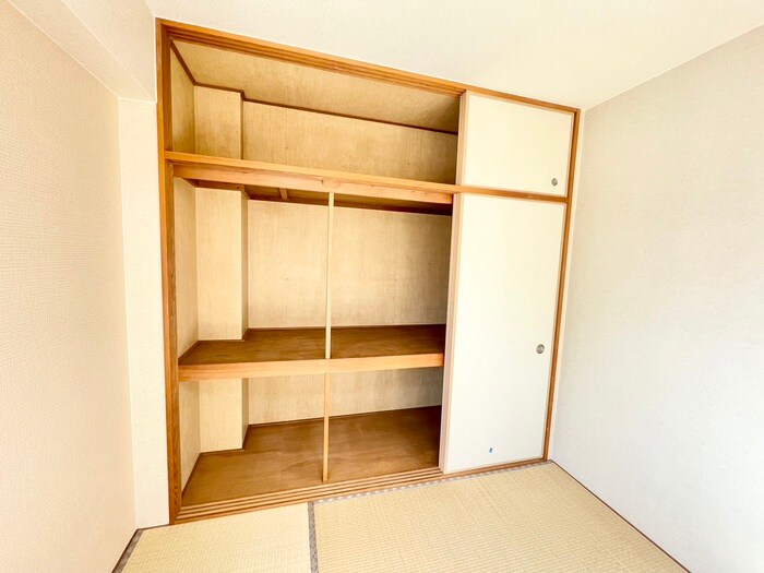 物件内観写真18　(収納)