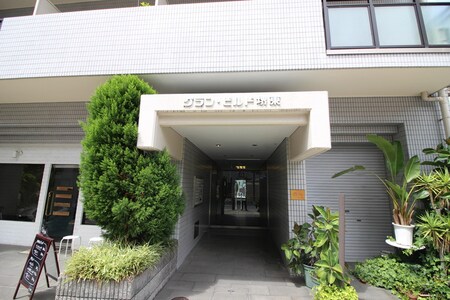 グラン・ビルド堺東（902）外観写真