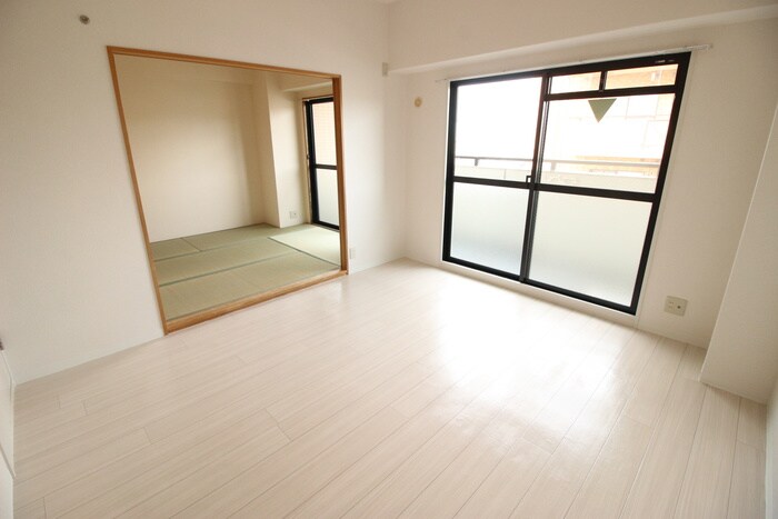 物件内観写真7　(居室)