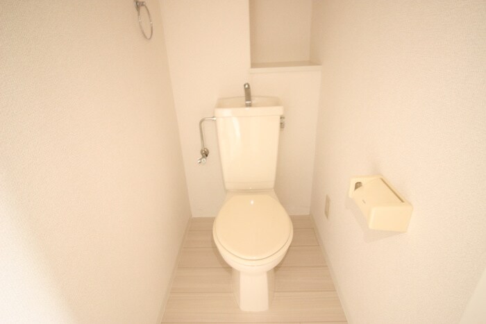 物件内観写真13　(トイレ)