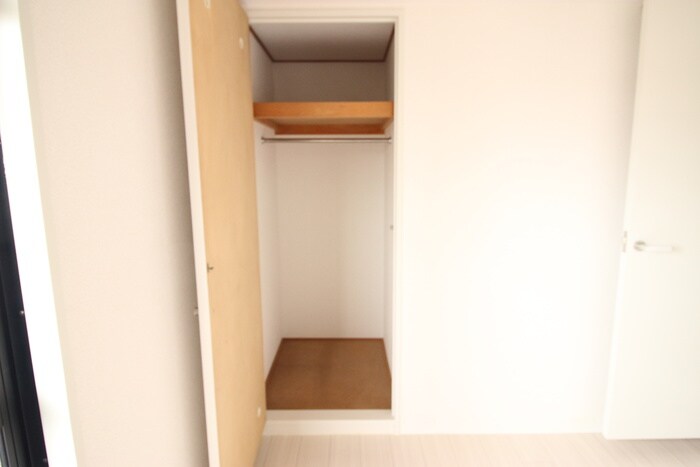 物件内観写真15　(収納)