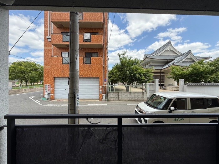 物件内観写真21　(室内からの展望)