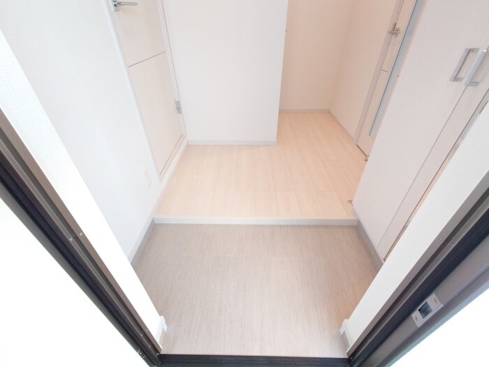 物件内観写真19　(玄関)