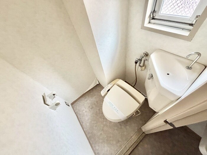 物件内観写真12　(トイレ)