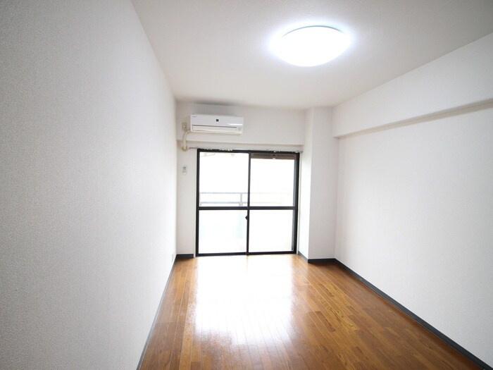 物件内観写真10　(居室)