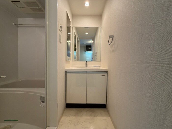 物件内観写真12　(洗面)