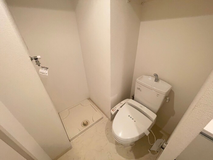 物件内観写真12　(トイレ)