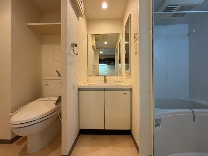 物件内観写真13　(洗面)