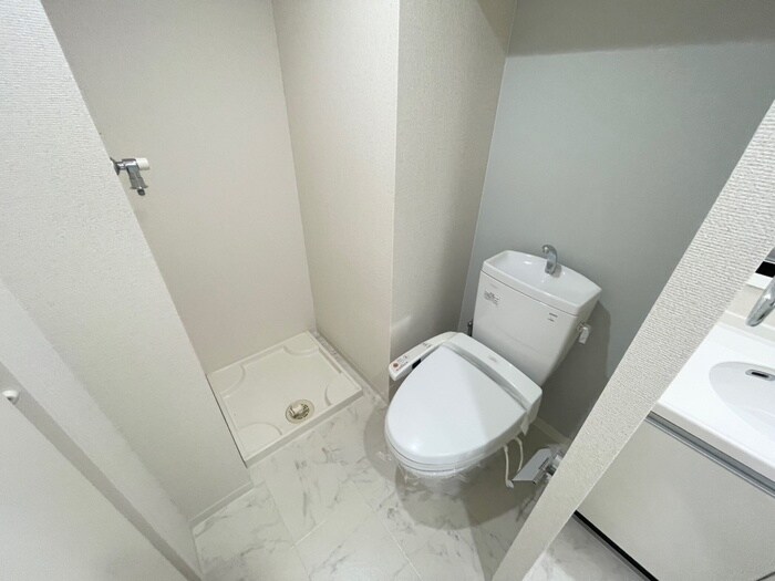 物件内観写真13　(トイレ)