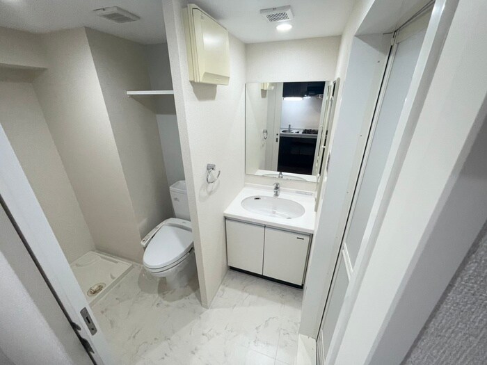 物件内観写真13　(洗面)