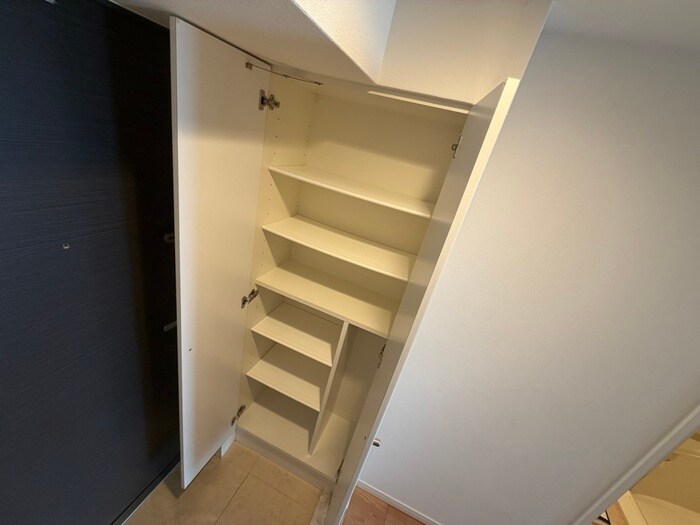 物件内観写真14　(靴箱)