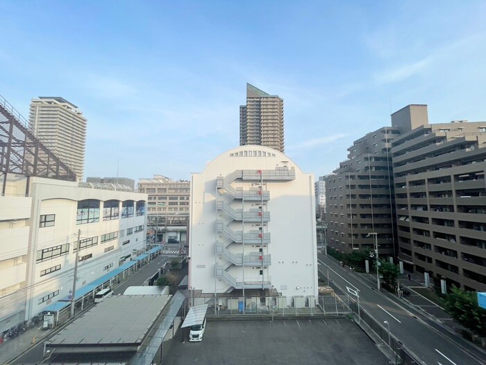 物件内観写真16　(室内からの展望)