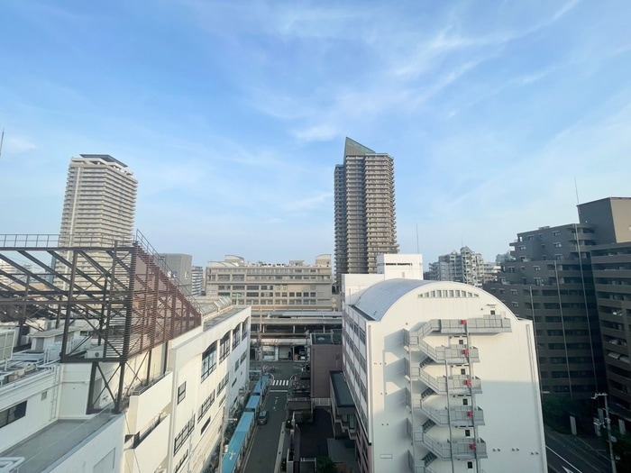 物件内観写真16　(室内からの展望)