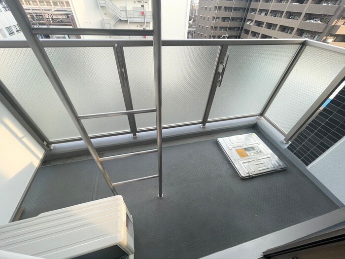 物件内観写真18　(ベランダ・バルコニー)