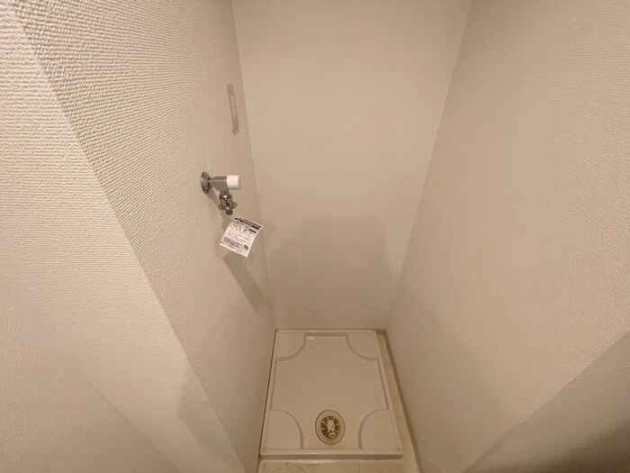 物件内観写真19　(洗濯機置場)