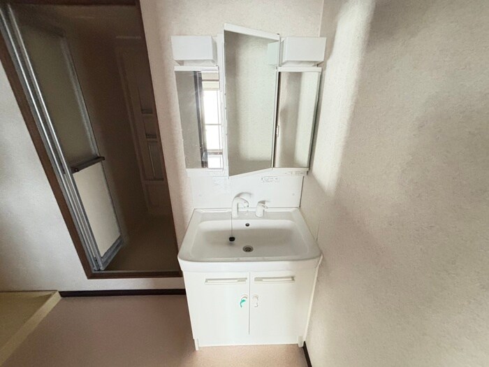 物件内観写真13　(洗面)