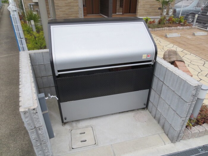 物件外観写真6　(建物設備)