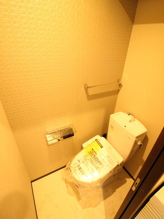 物件内観写真11　(トイレ)