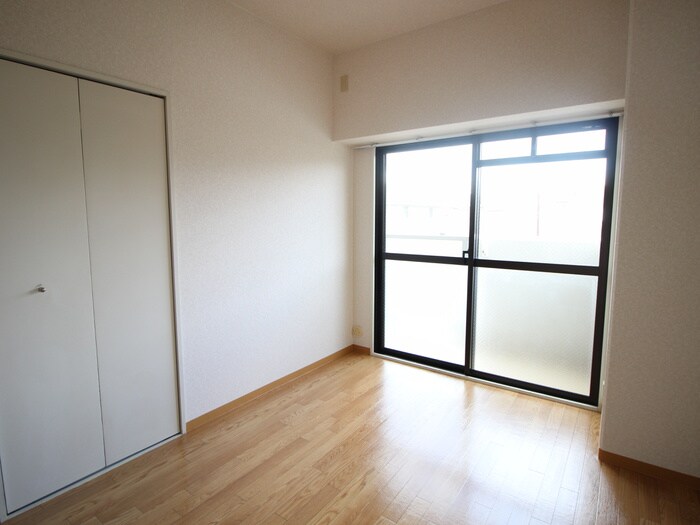 物件内観写真10　(居室)