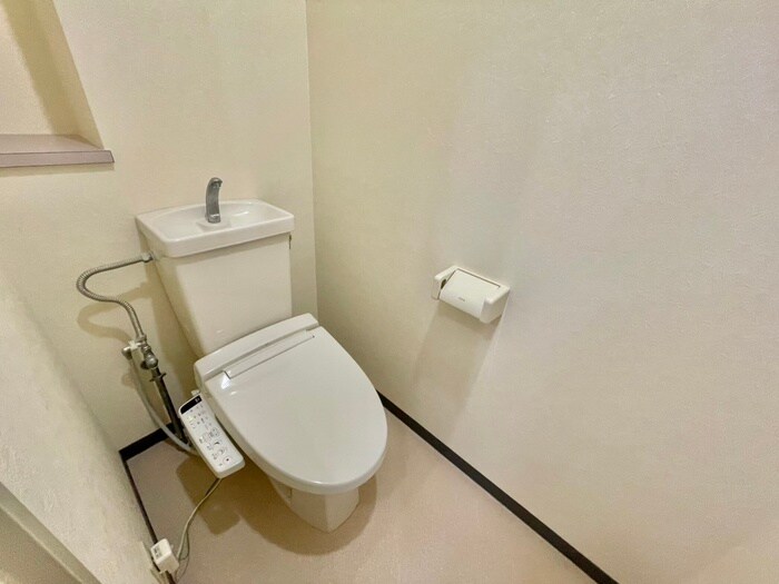 物件内観写真11　(トイレ)