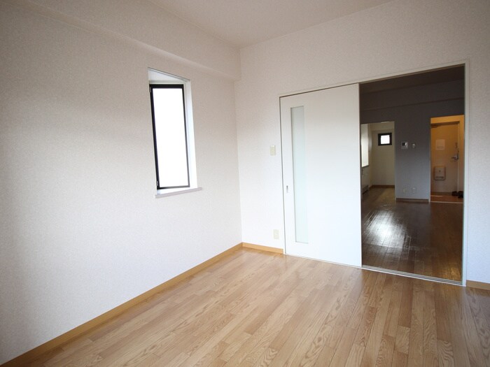 物件内観写真17　(居室)
