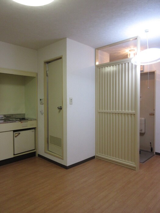 物件内観写真6　(居室)