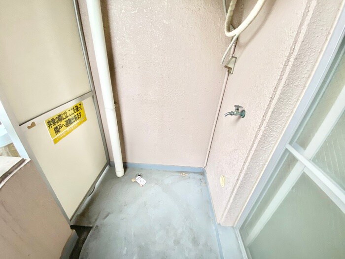 物件内観写真17　(洗濯機置場)